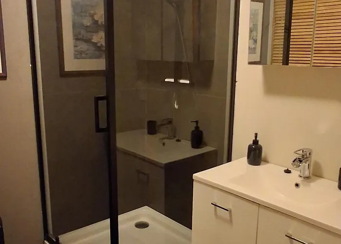 בקתה Les Grosses Pierres ספא